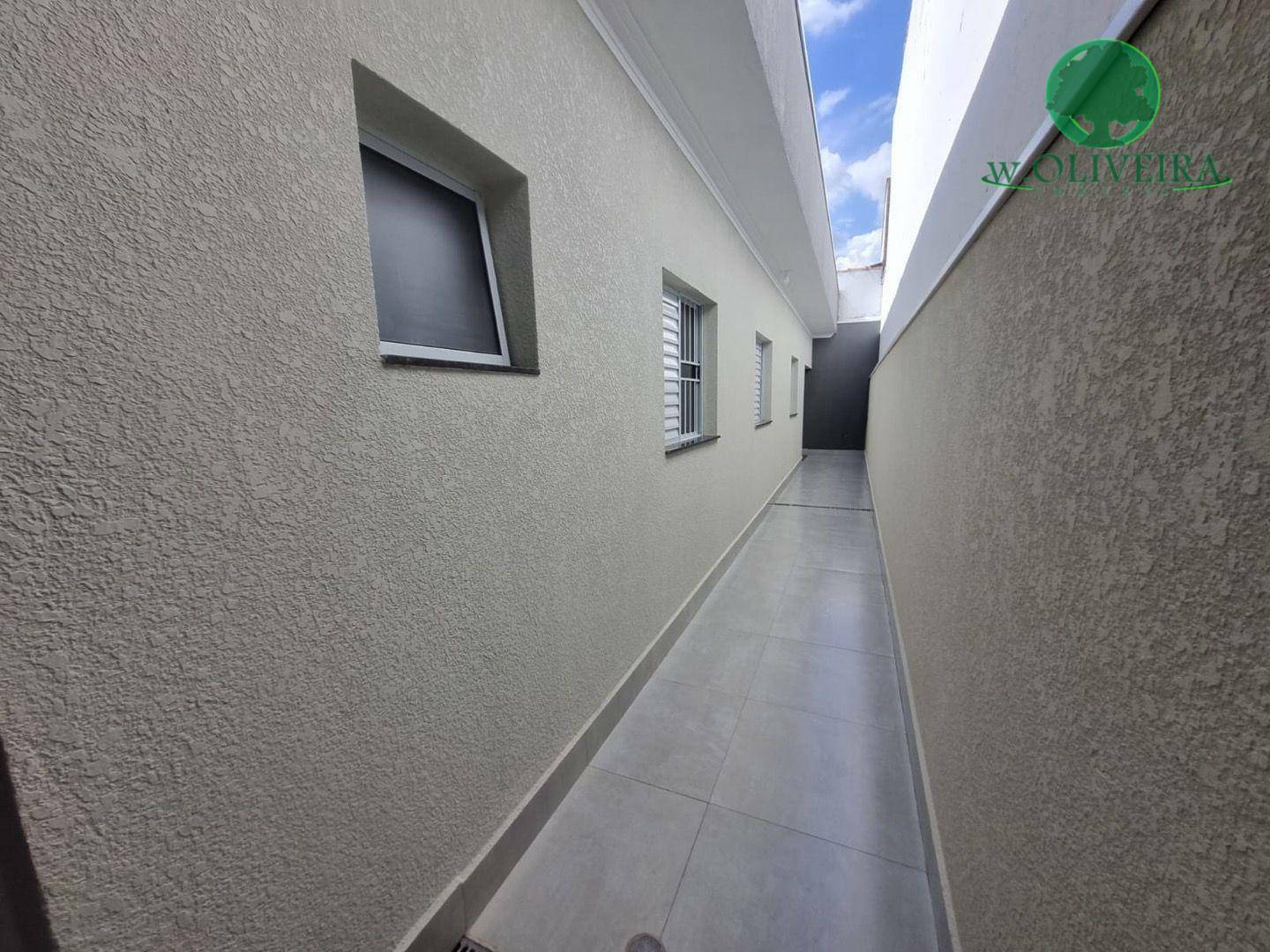 Casa à venda com 3 quartos, 90m² - Foto 12