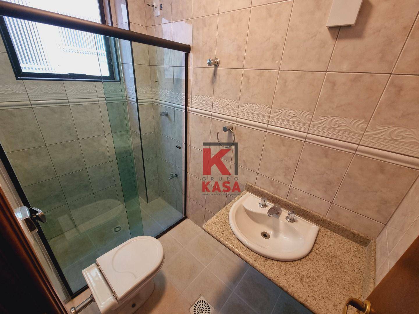 Casa à venda e aluguel com 3 quartos, 339m² - Foto 51