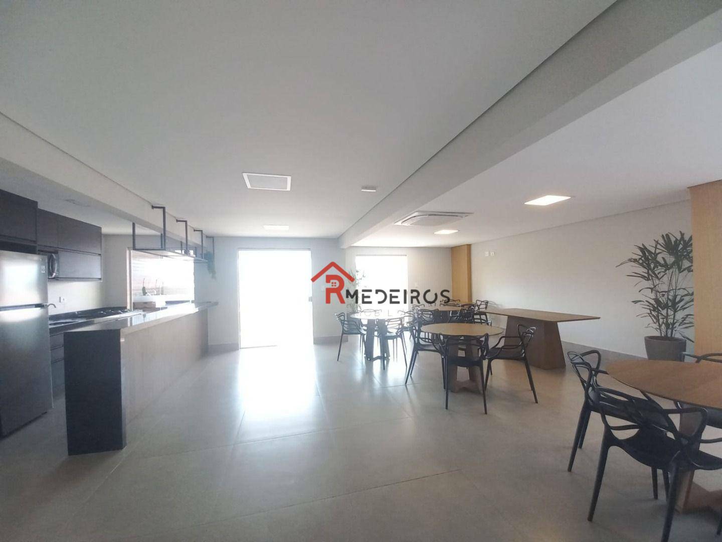 Apartamento à venda com 2 quartos, 79m² - Foto 20