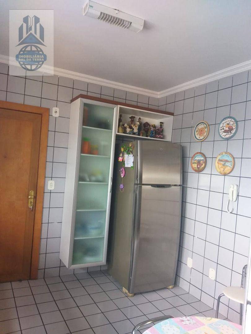 Apartamento à venda com 4 quartos, 169m² - Foto 14