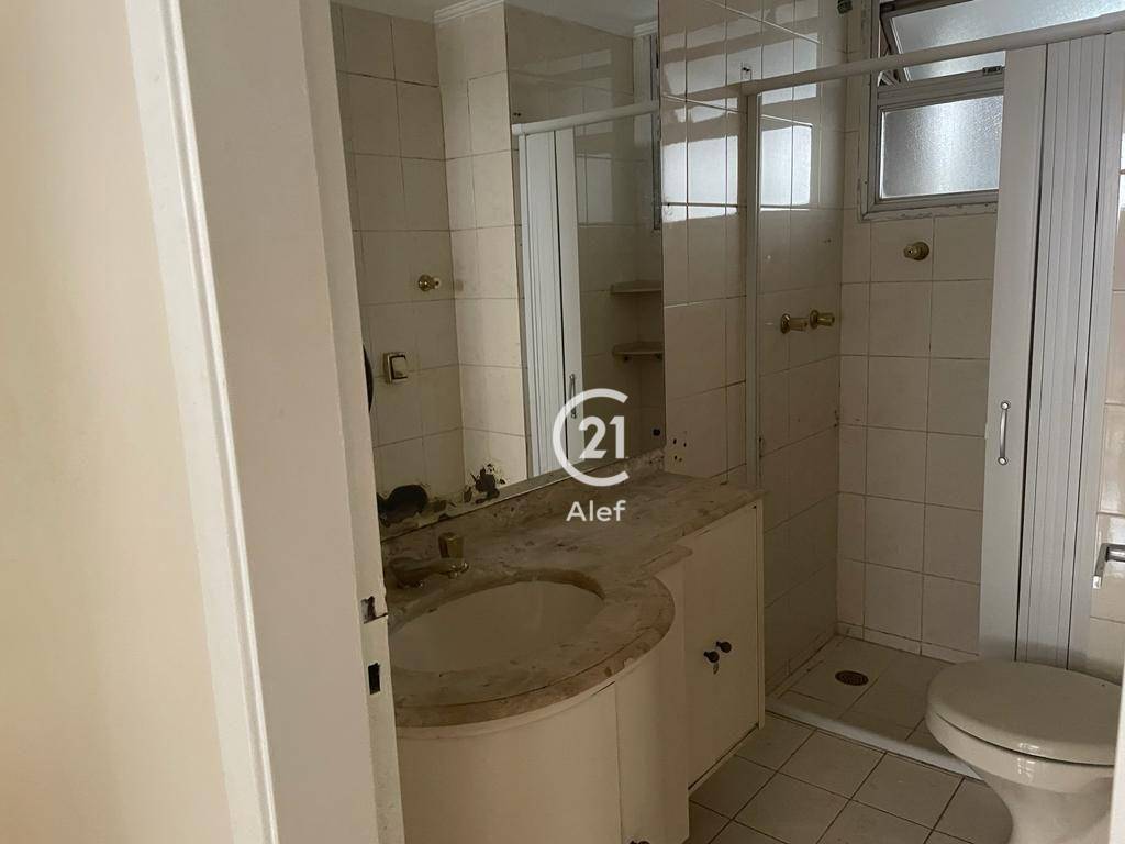 Apartamento à venda com 4 quartos, 142m² - Foto 11