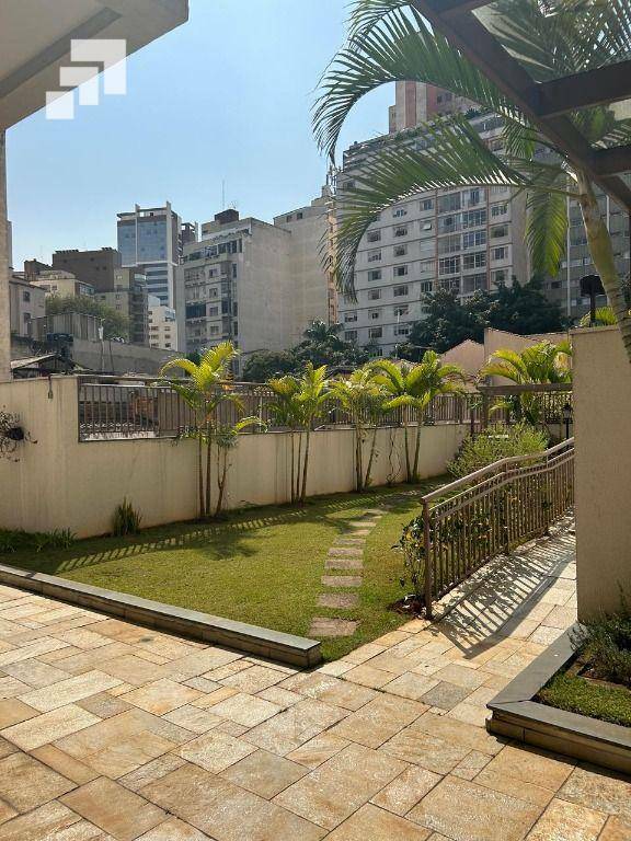 Apartamento para alugar com 2 quartos, 71m² - Foto 26