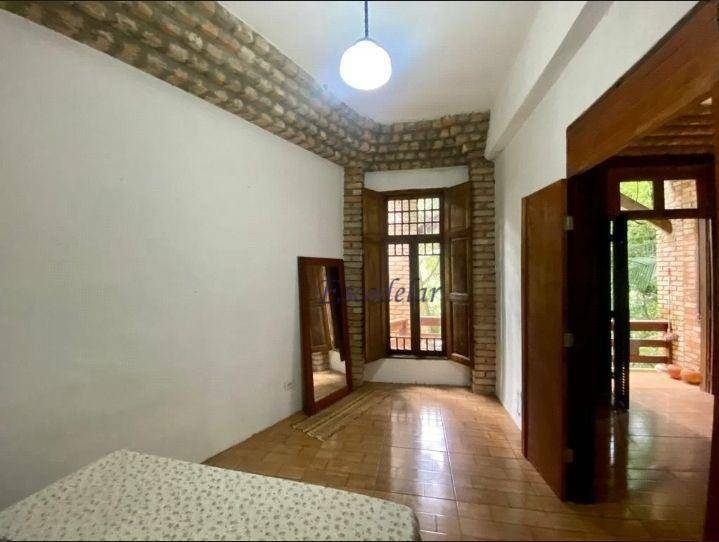 Casa à venda com 3 quartos, 240m² - Foto 16