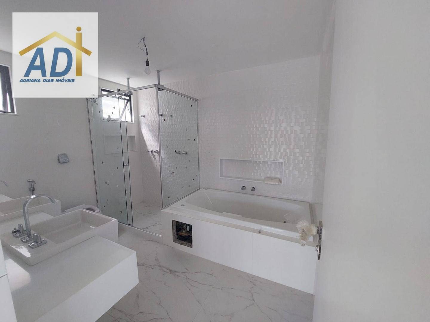 Casa de Condomínio à venda com 3 quartos, 350m² - Foto 18