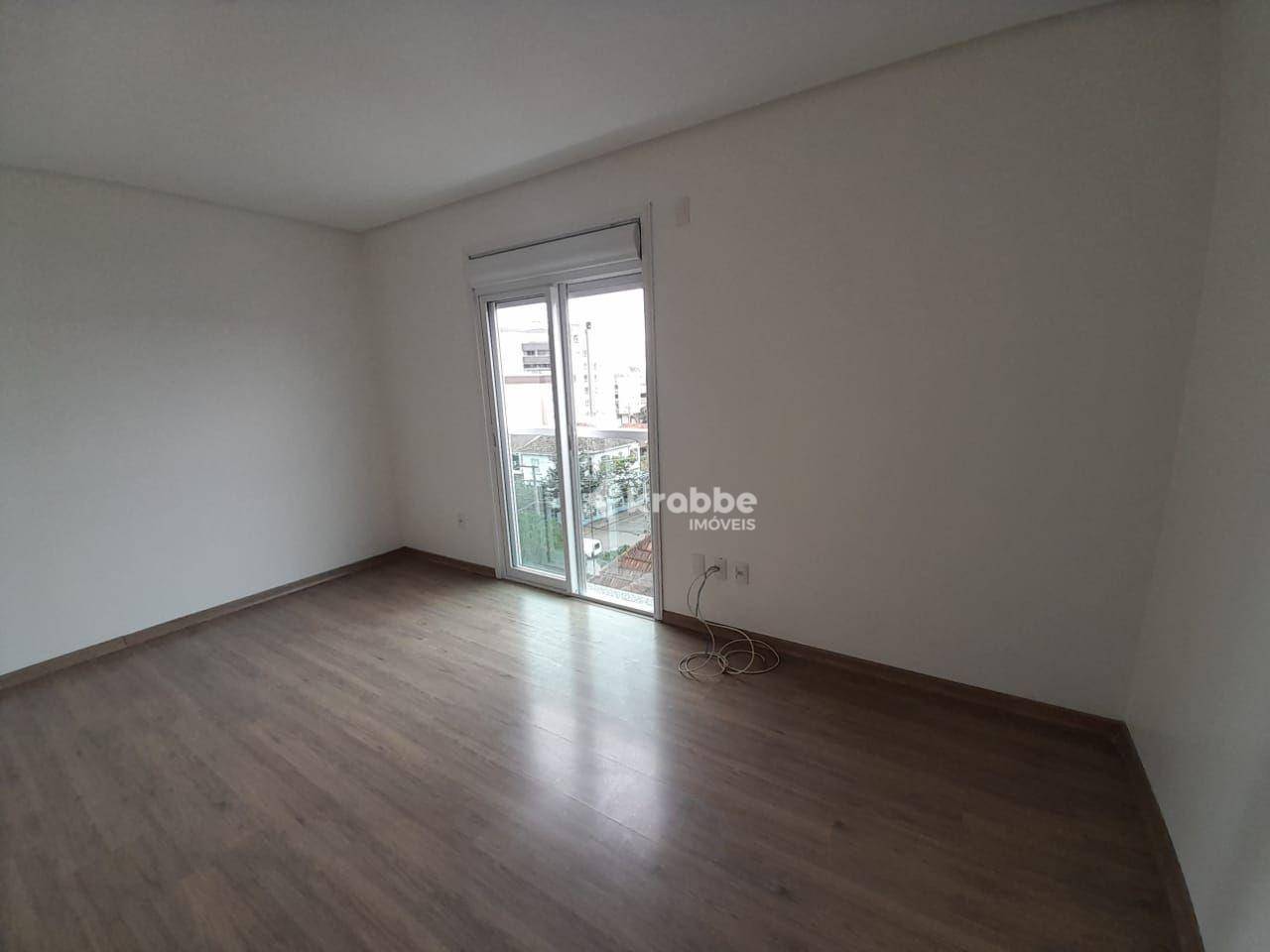 Apartamento para alugar com 3 quartos, 120m² - Foto 6