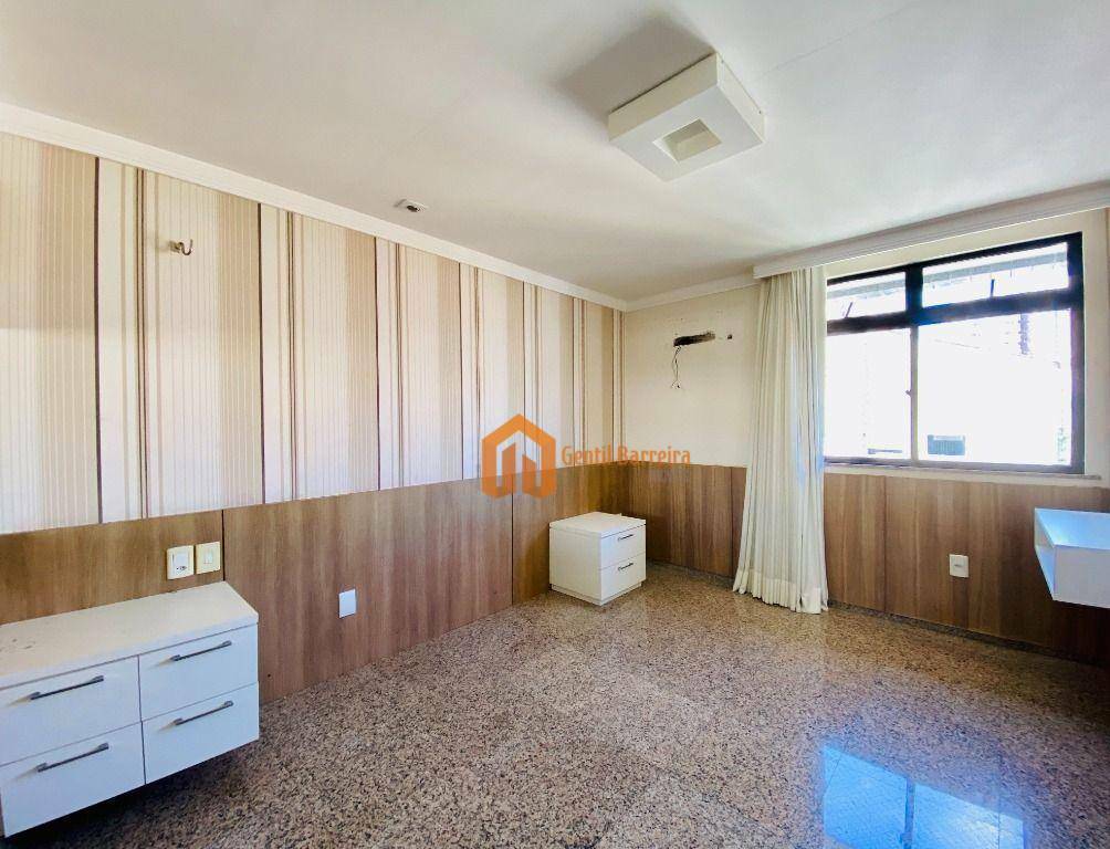 Apartamento à venda com 3 quartos, 165m² - Foto 32