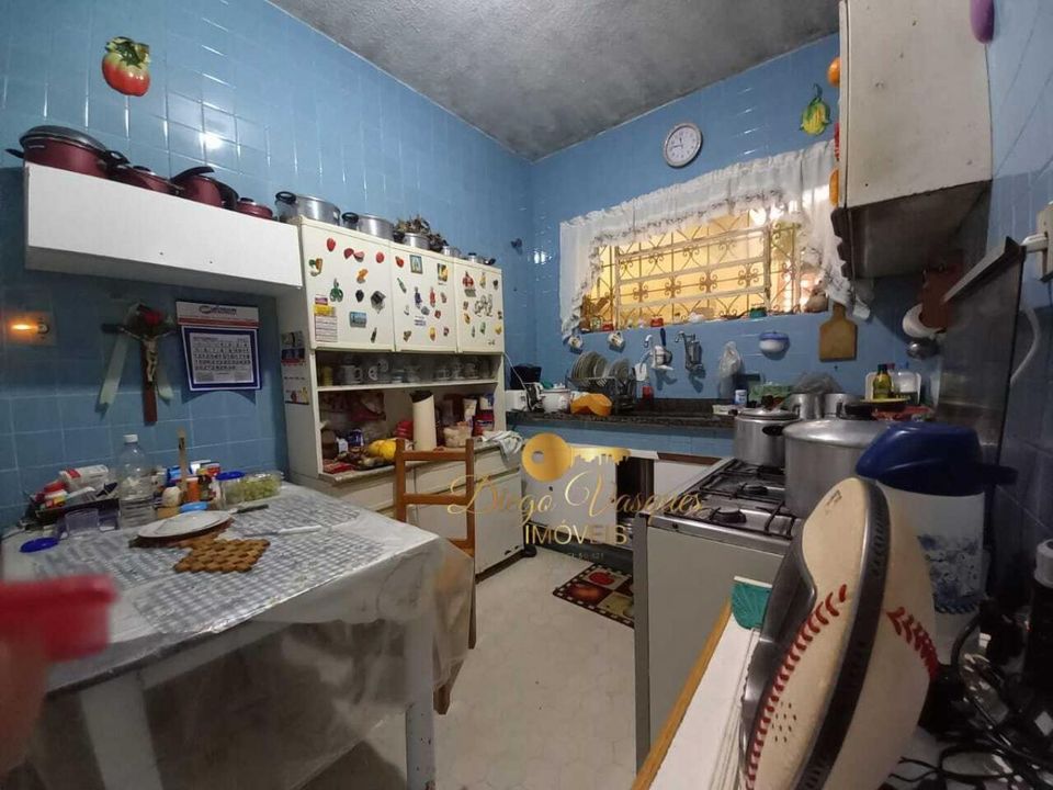 Casa à venda com 4 quartos, 550m² - Foto 11