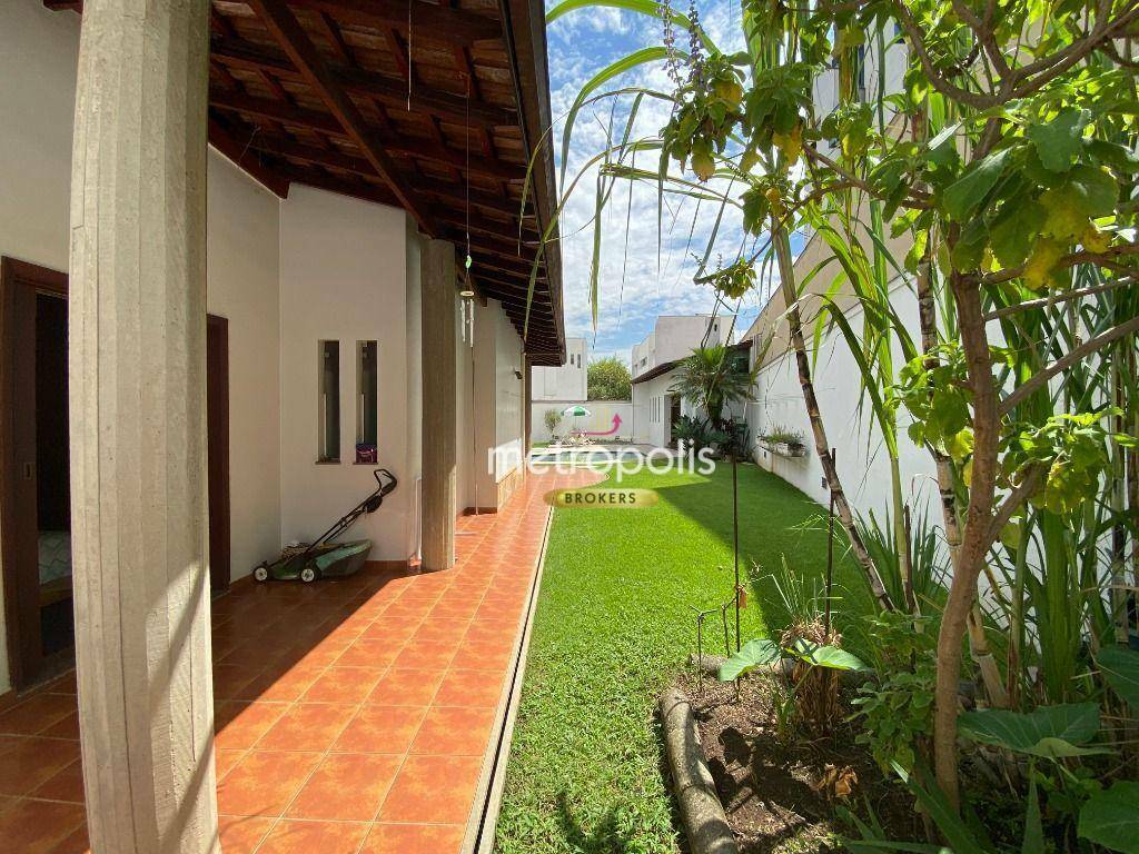 Casa à venda com 5 quartos, 320m² - Foto 57