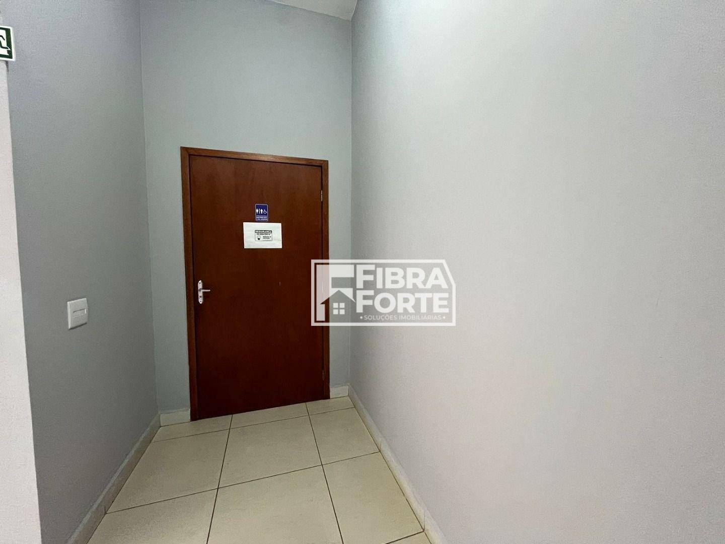 Depósito-Galpão-Armazém para alugar, 628m² - Foto 33