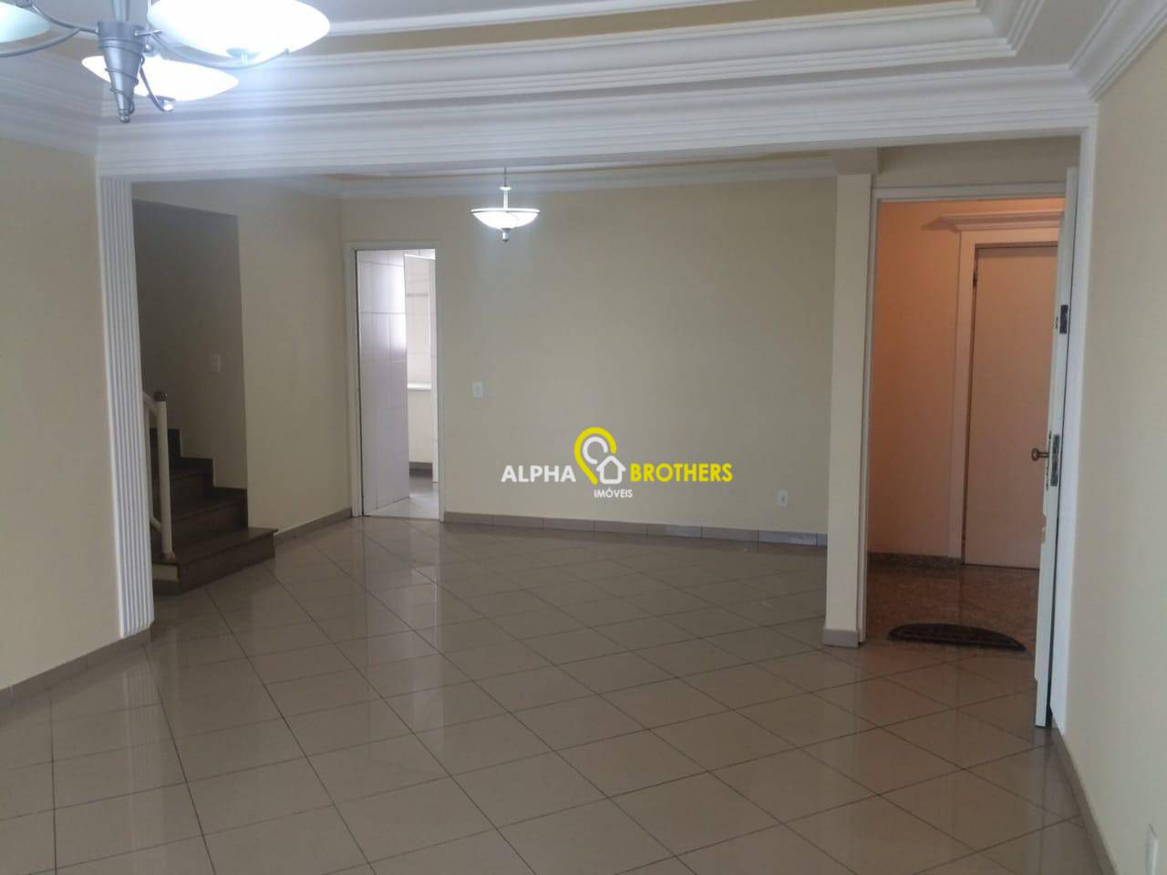 Apartamento à venda com 4 quartos, 267m² - Foto 3