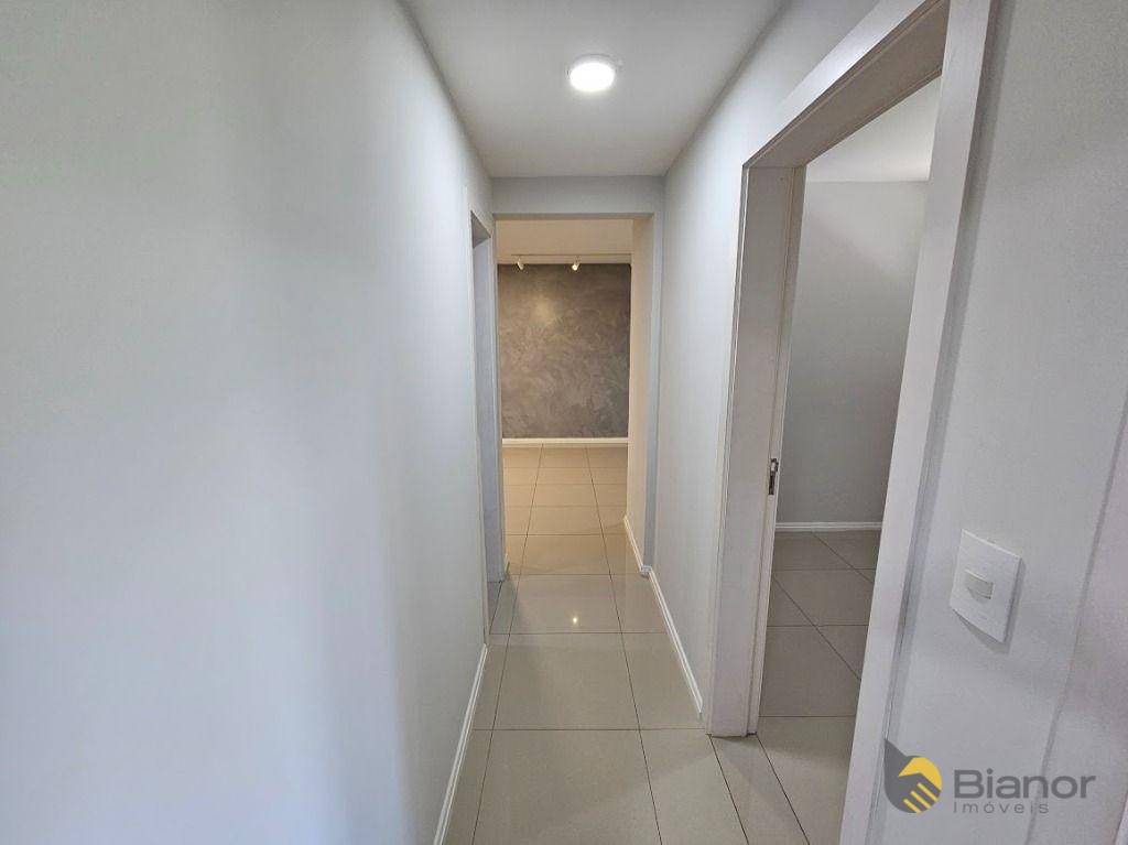 Apartamento para alugar com 3 quartos, 90m² - Foto 13