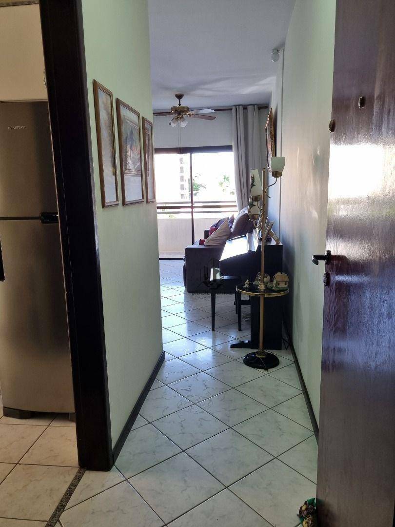 Apartamento à venda com 3 quartos, 148m² - Foto 5