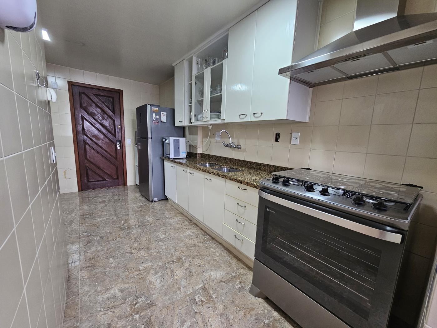 Apartamento à venda com 2 quartos, 112m² - Foto 22