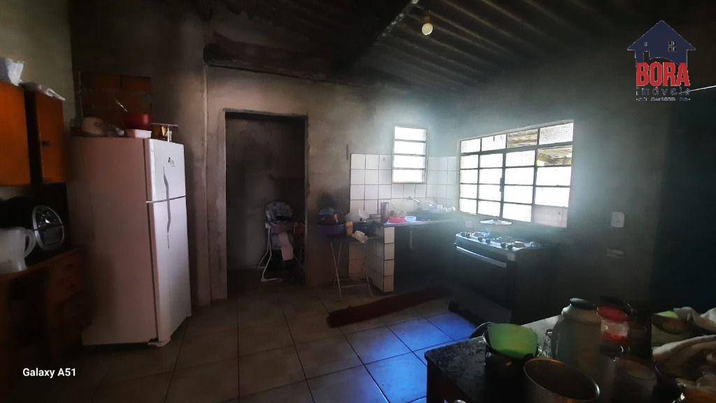 Chácara à venda com 2 quartos, 60m² - Foto 12