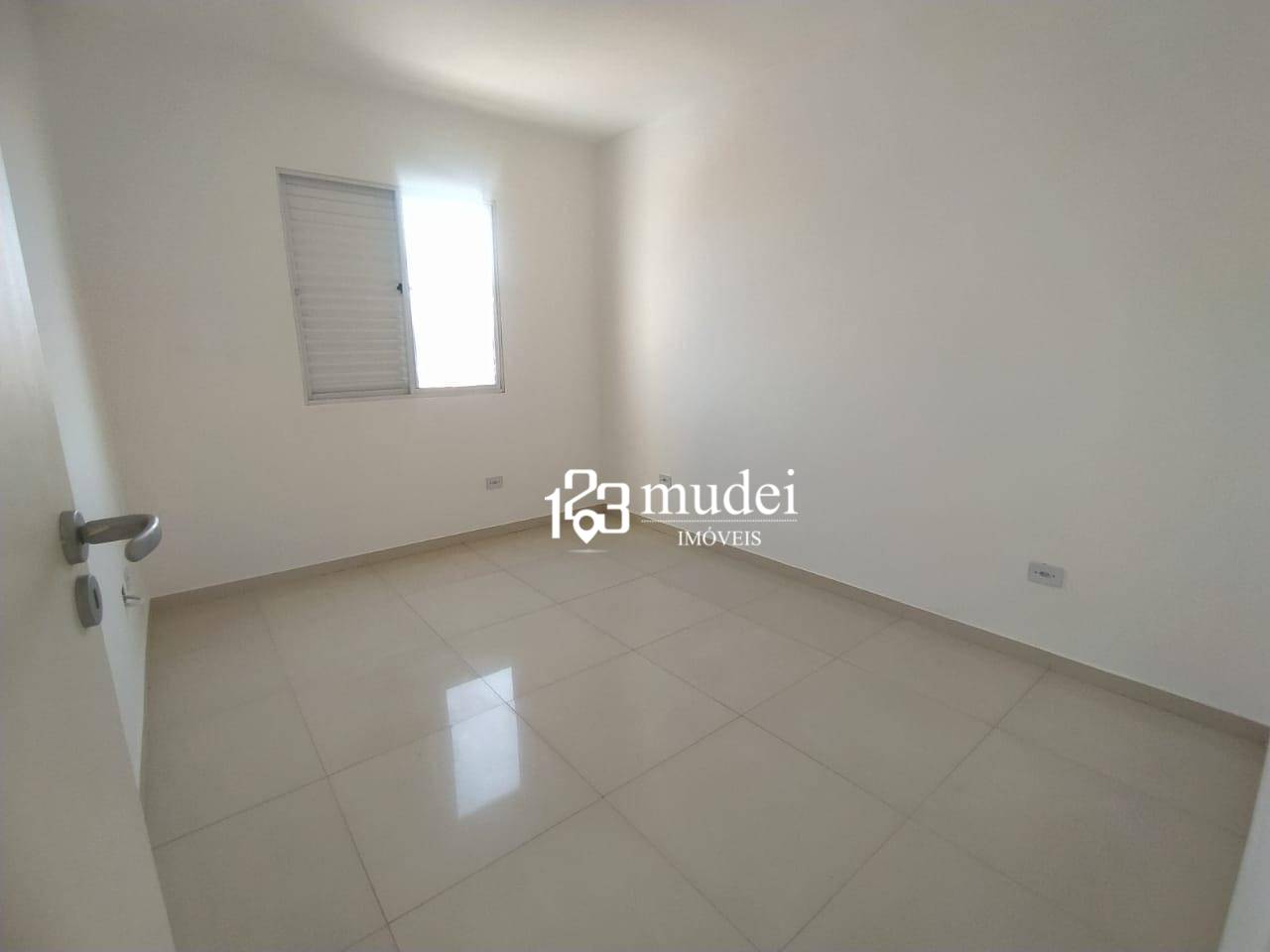 Apartamento para alugar com 2 quartos, 55m² - Foto 8