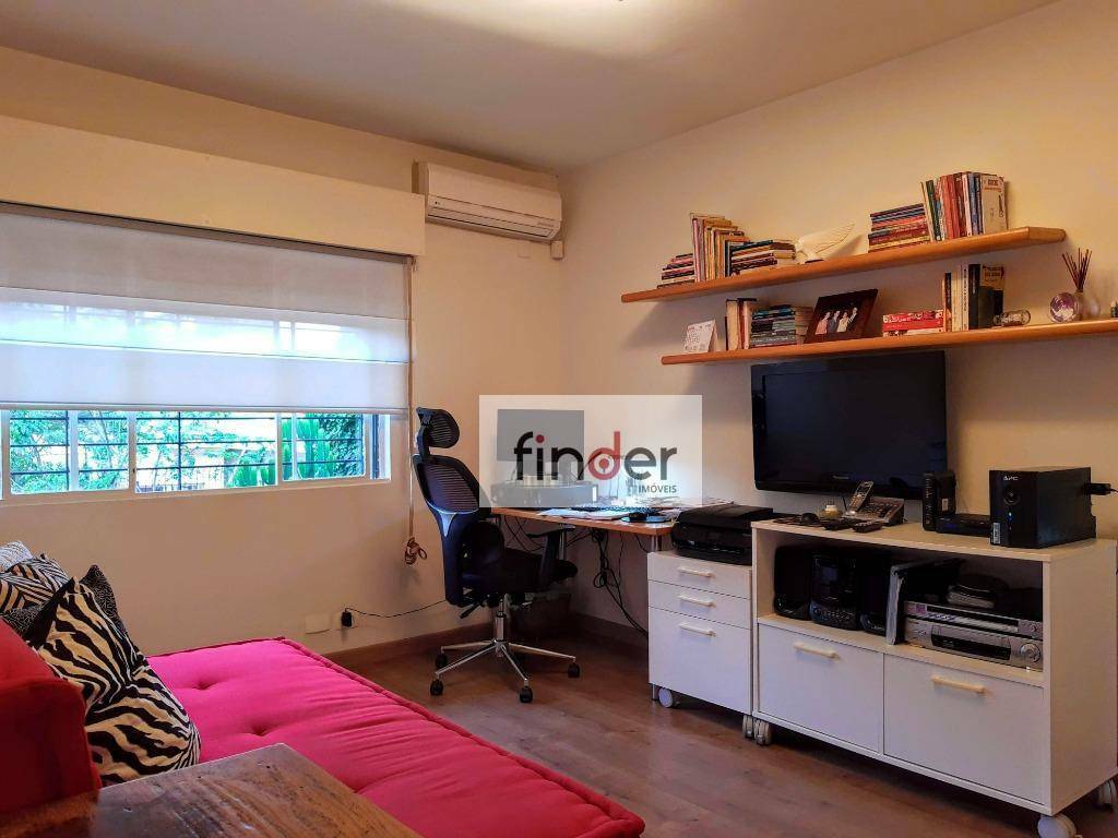 Casa à venda com 3 quartos, 240m² - Foto 13