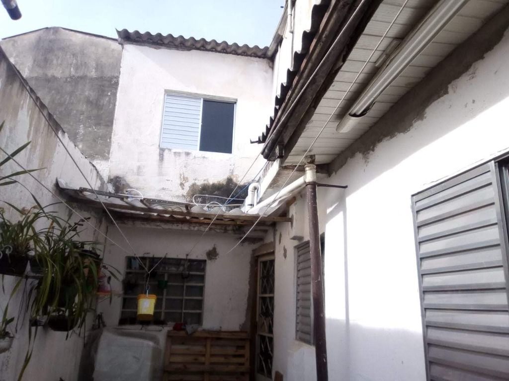 Casa à venda com 2 quartos, 100m² - Foto 5