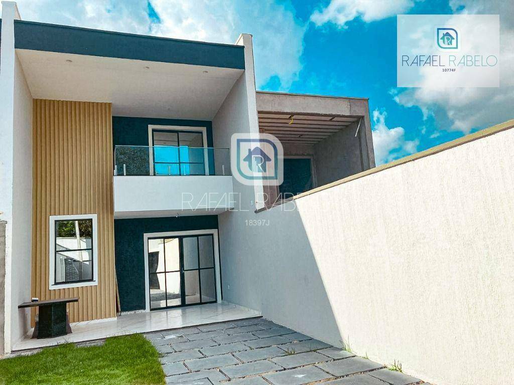 Casa à venda com 3 quartos, 116m² - Foto 1