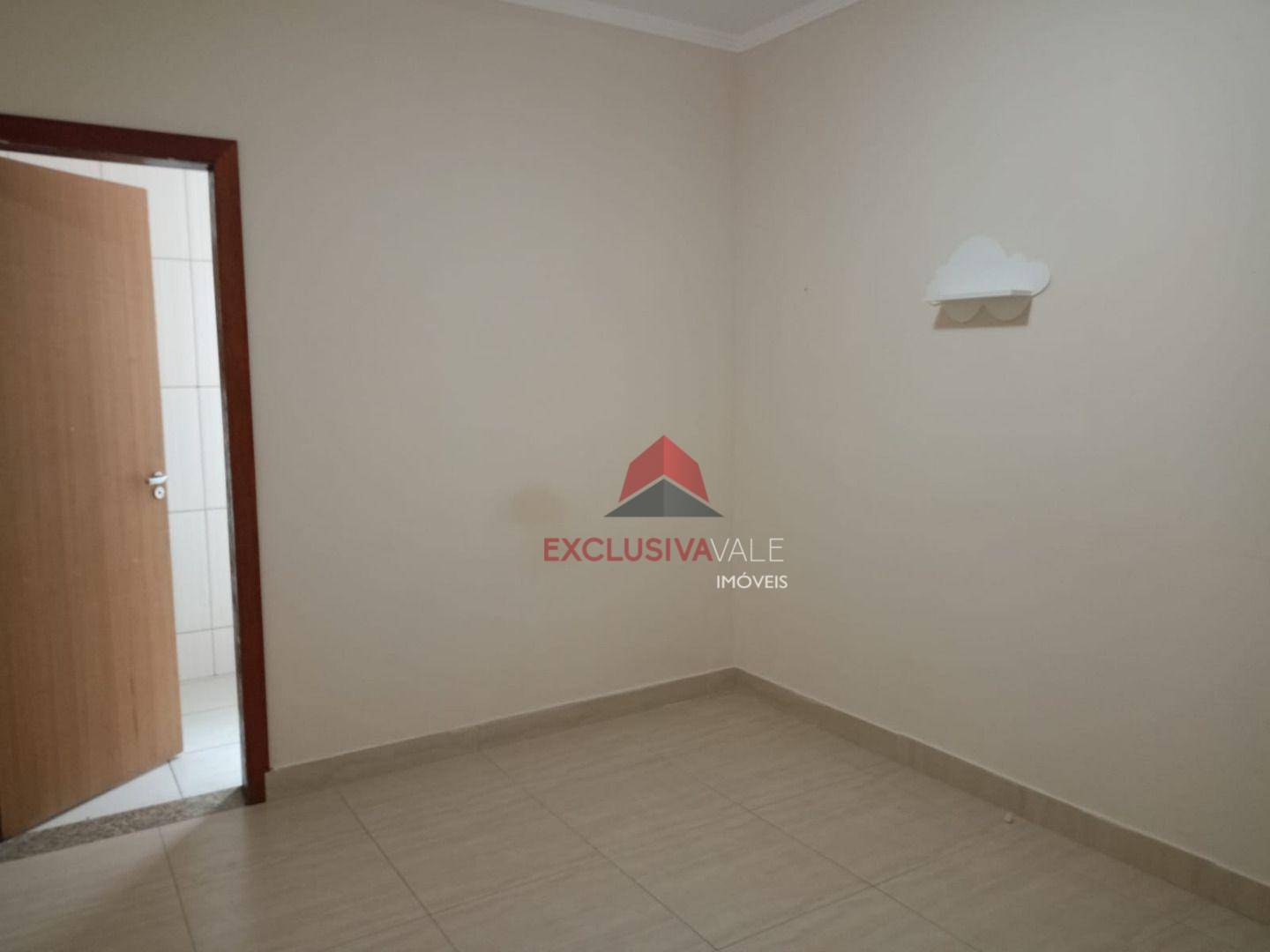 Casa à venda com 4 quartos, 120m² - Foto 28