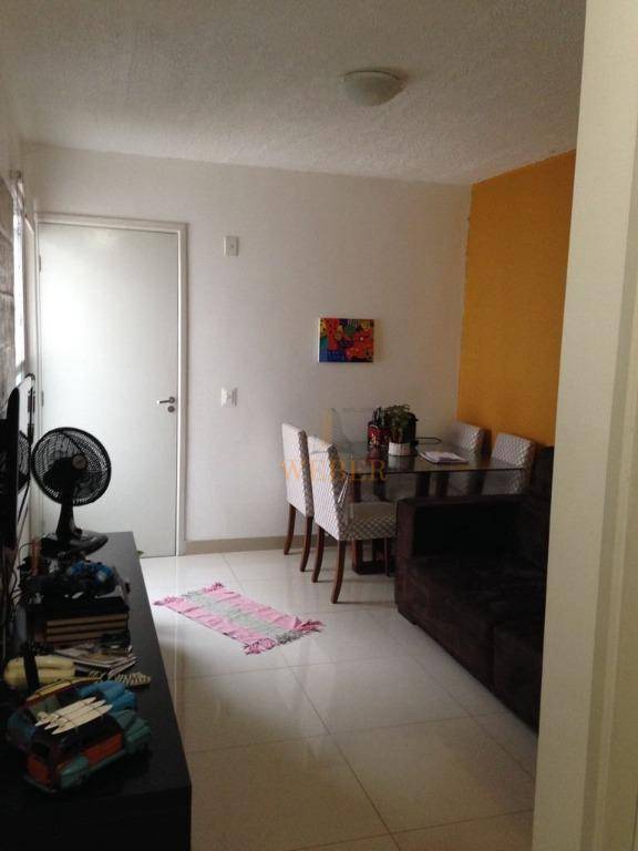 Apartamento à venda com 2 quartos, 44m² - Foto 2