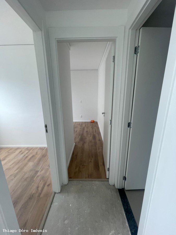 Apartamento à venda com 2 quartos, 37m² - Foto 29