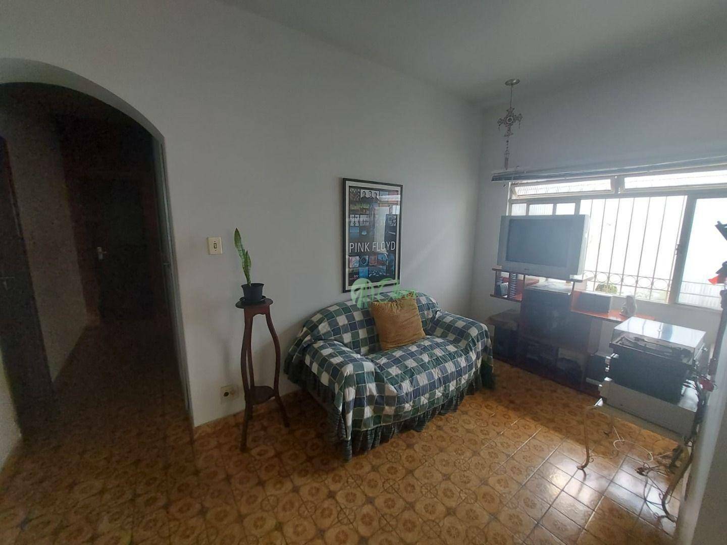 Casa de Condomínio à venda com 3 quartos, 300m² - Foto 8