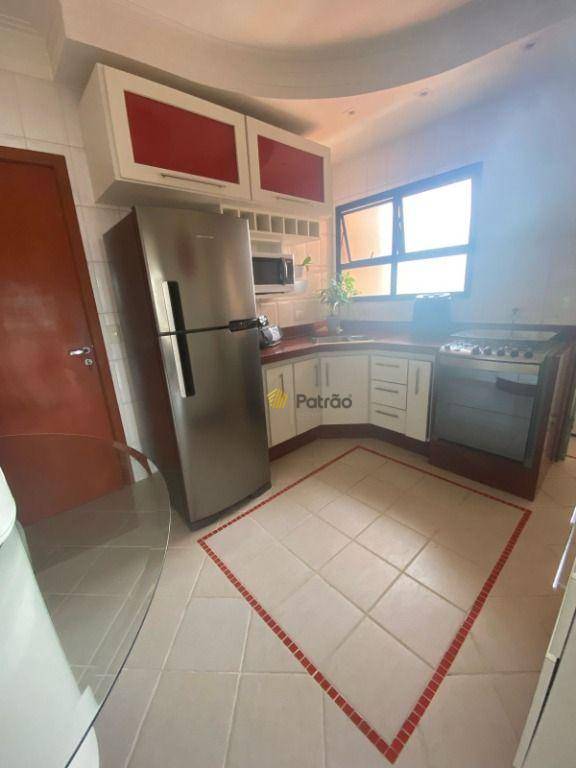 Apartamento à venda com 4 quartos, 115m² - Foto 10