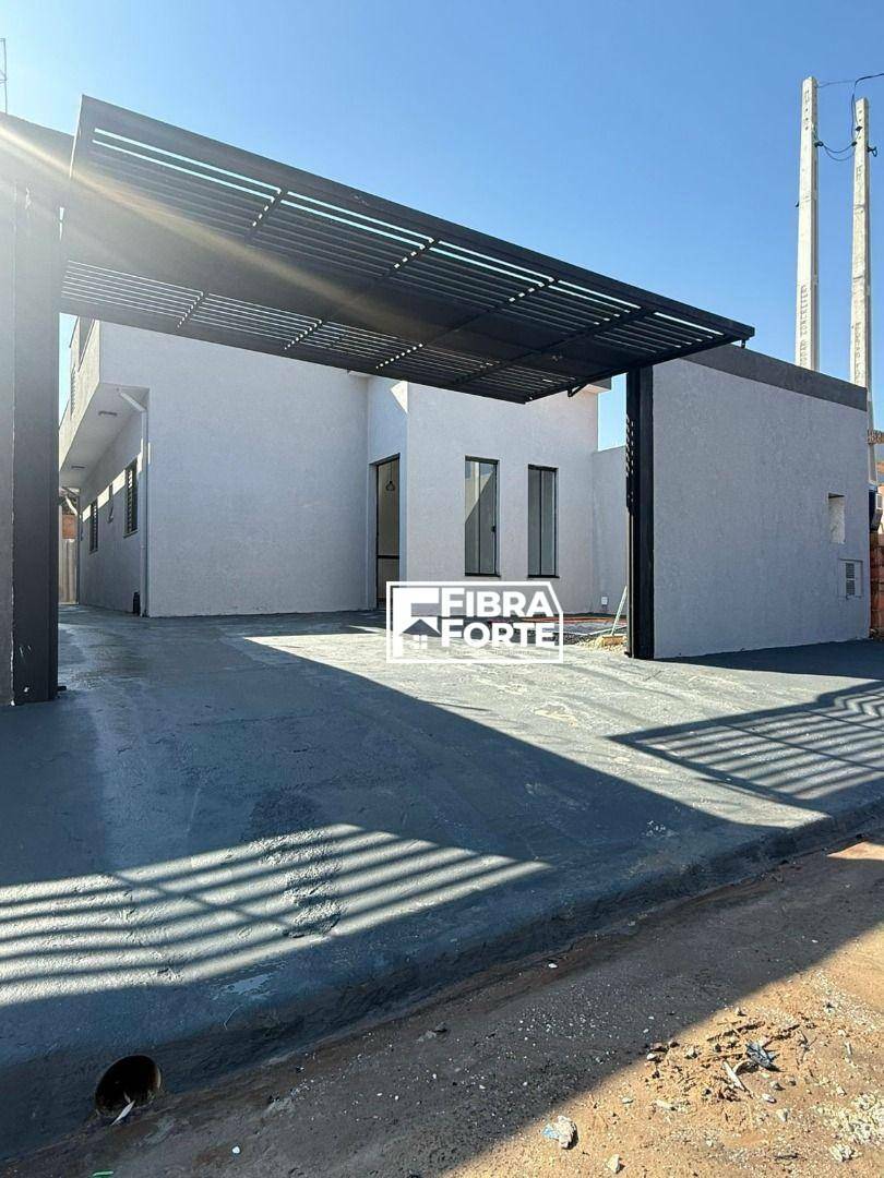 Casa à venda com 2 quartos, 67m² - Foto 4