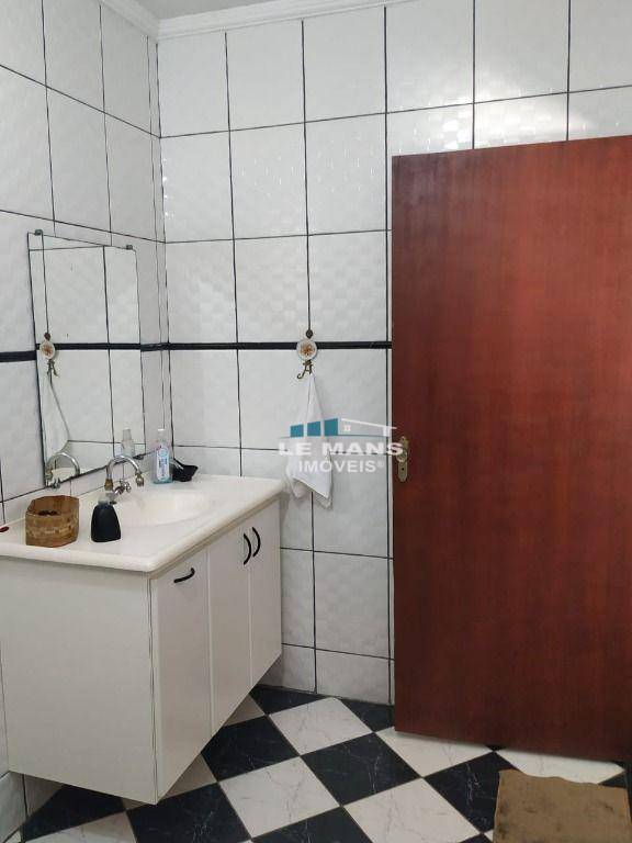 Chácara à venda com 4 quartos, 320m² - Foto 15