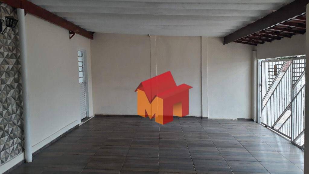 Casa à venda com 4 quartos, 178m² - Foto 2