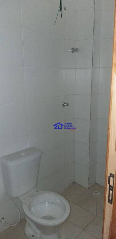 Apartamento à venda com 2 quartos, 34m² - Foto 4