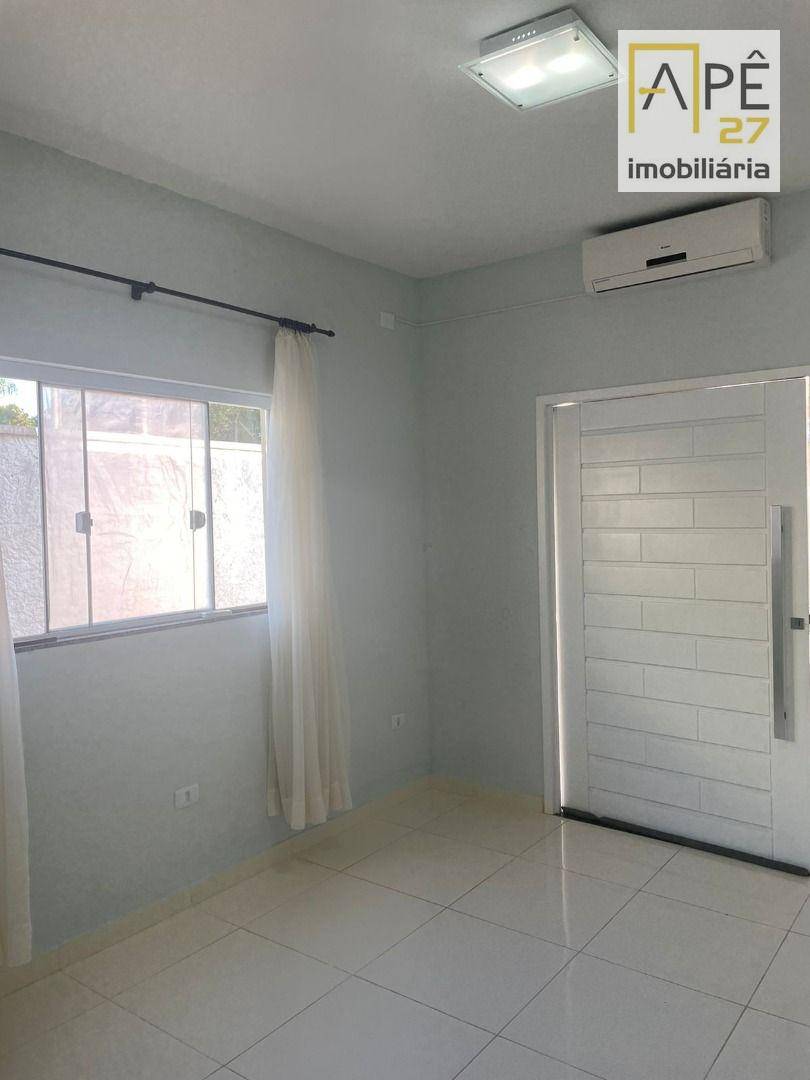 Casa à venda com 2 quartos, 150m² - Foto 1