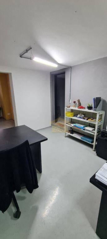 Sobrado à venda com 3 quartos, 207m² - Foto 45