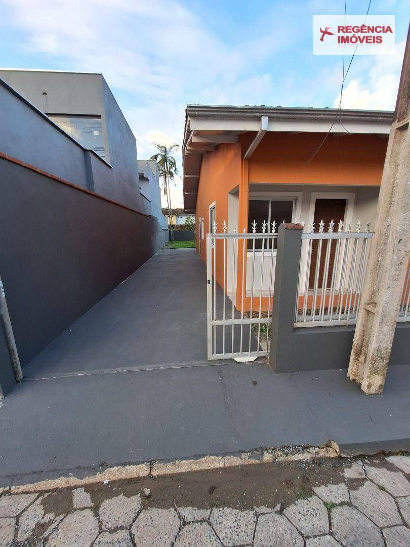 Casa à venda com 3 quartos, 100m² - Foto 42