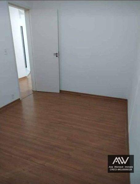 Apartamento à venda com 2 quartos, 50m² - Foto 4