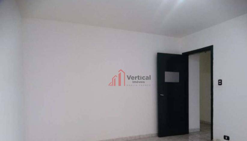 Sobrado para alugar com 2 quartos, 240m² - Foto 14