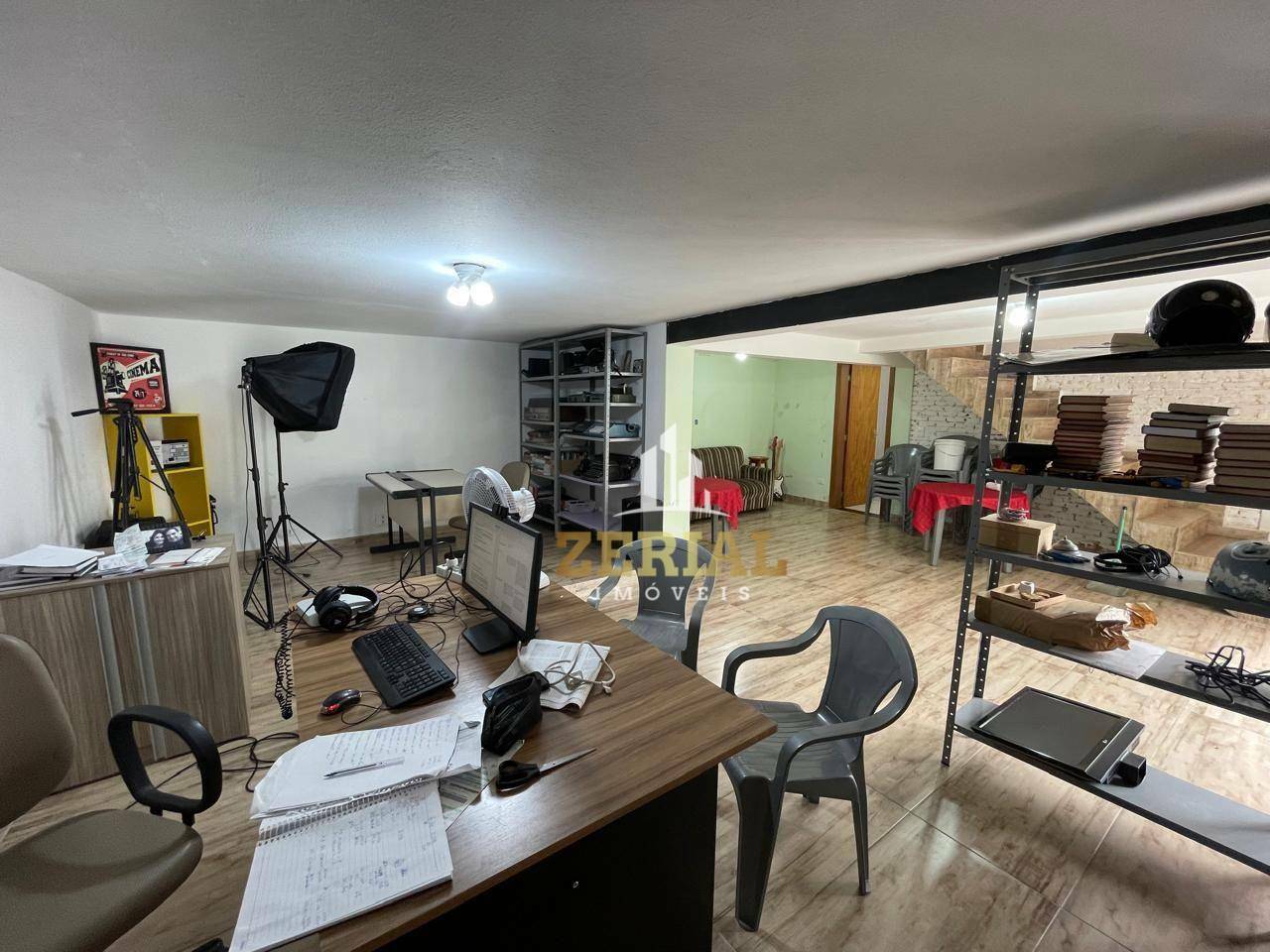 Sobrado à venda com 4 quartos, 335m² - Foto 8