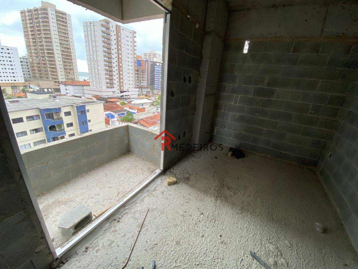 Apartamento à venda com 2 quartos, 68m² - Foto 4