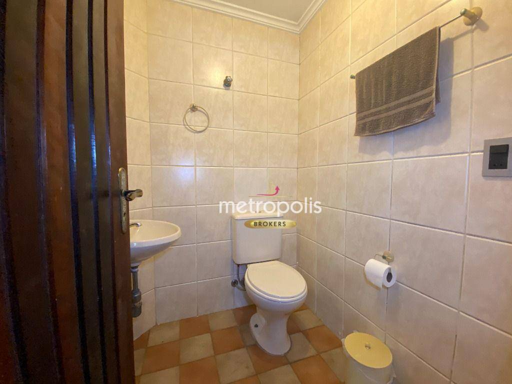 Sobrado à venda com 4 quartos, 255m² - Foto 58