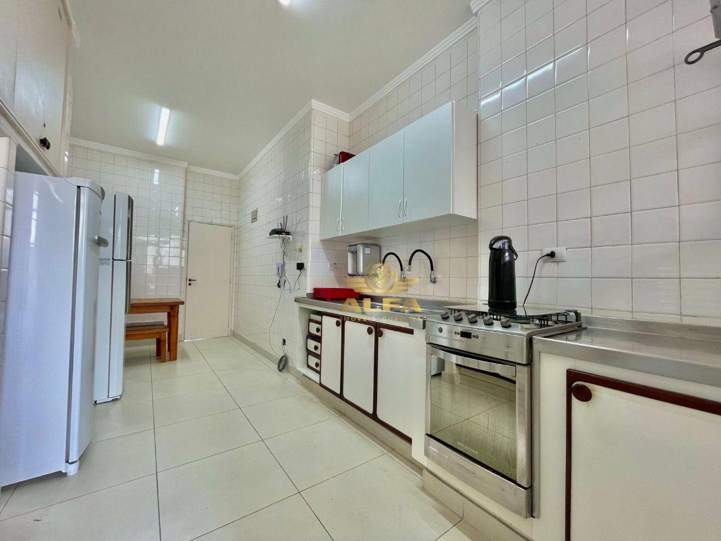 Apartamento à venda com 3 quartos, 194m² - Foto 34