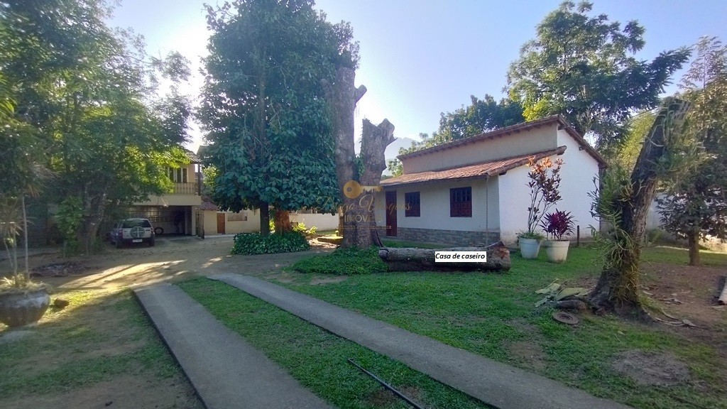Casa à venda com 7 quartos, 3200m² - Foto 57