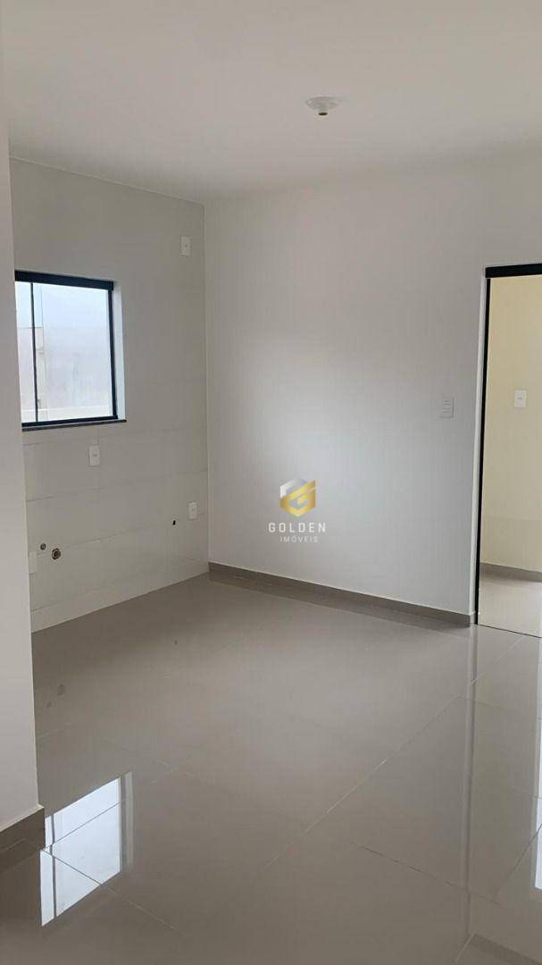 Casa à venda com 3 quartos, 67m² - Foto 10