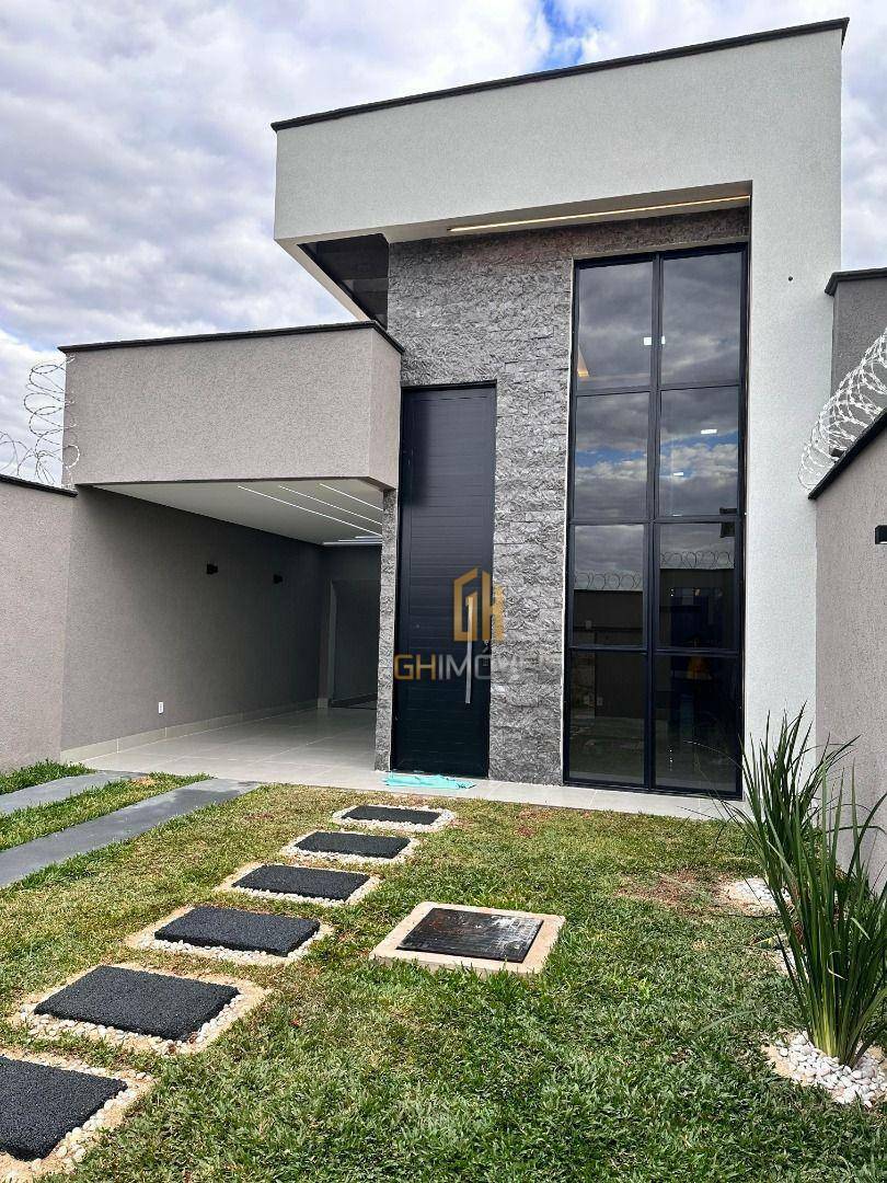 Casa à venda com 3 quartos, 150m² - Foto 1