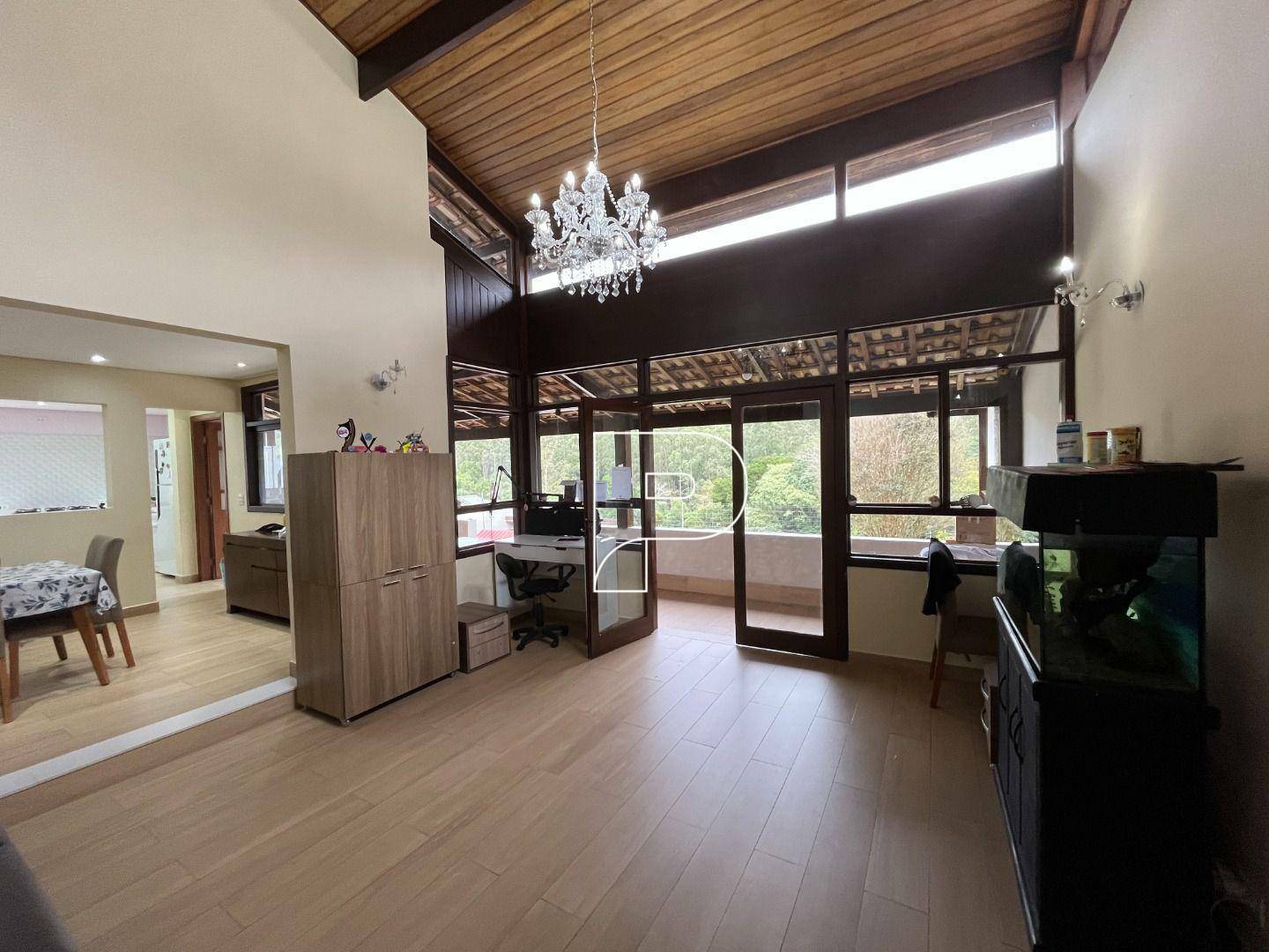 Casa de Condomínio à venda com 4 quartos, 335m² - Foto 7
