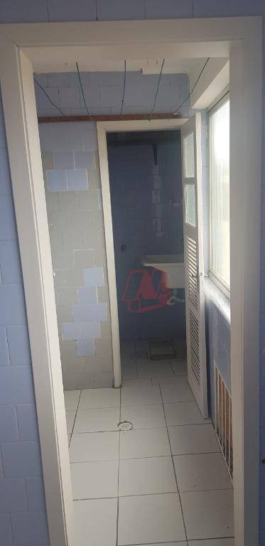 Apartamento à venda com 2 quartos, 68m² - Foto 8