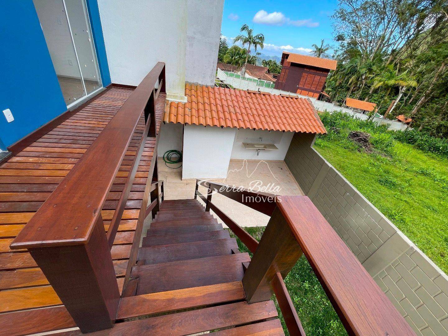 Casa à venda com 4 quartos, 170m² - Foto 3