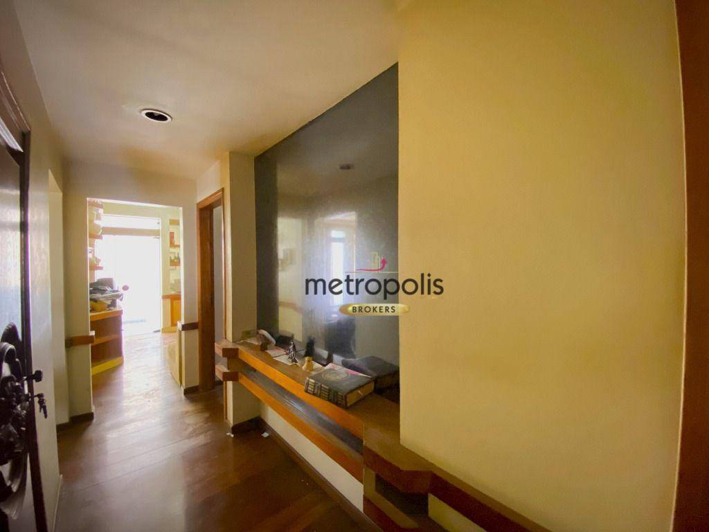 Apartamento à venda com 4 quartos, 223m² - Foto 2