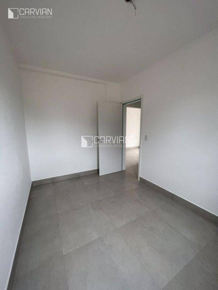 Apartamento à venda com 2 quartos, 67m² - Foto 8