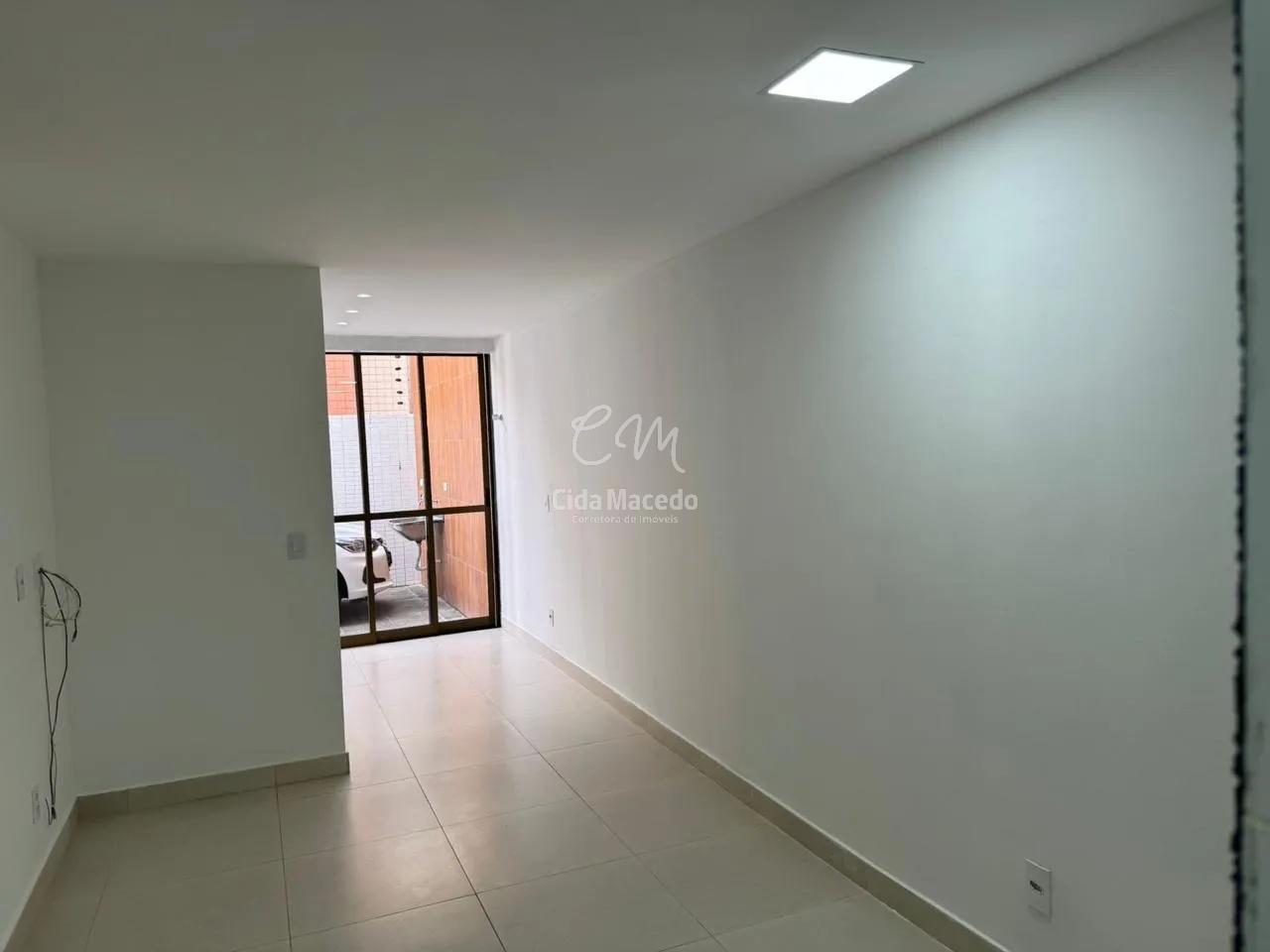 Apartamento à venda com 3 quartos, 90m² - Foto 2