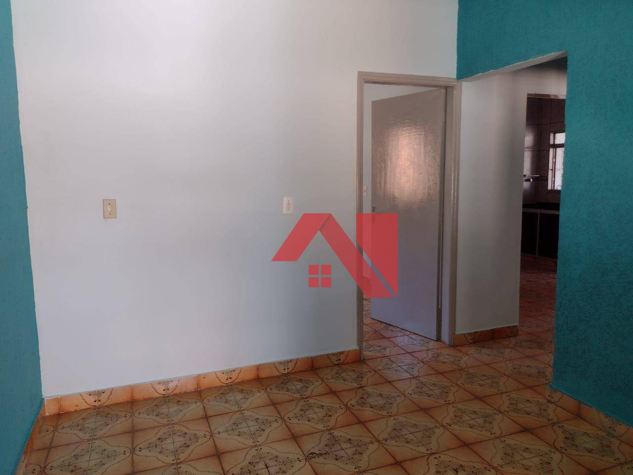 Casa para alugar com 2 quartos, 100m² - Foto 15